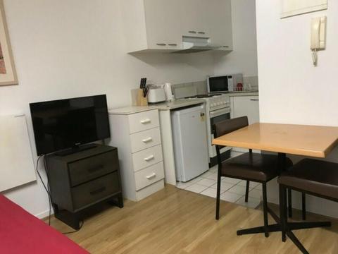 Neat and tidy studio apartment in city