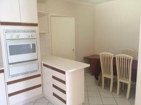 Spacious & Clean Home, Zoned to Glen Waverley SC, Mins Walk to Station