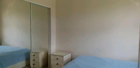 Furnished room in a 3 bedroom house