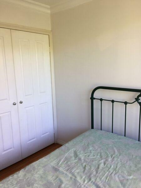 2 Bedroom unit/granny flat WINDSOR