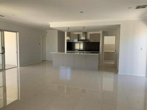 5x2 House in Hamersley For Rent