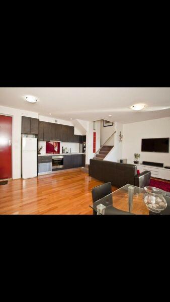AVAILABLE 4TH JAN 2020. Townhouse in Glendalough for rent $350 pw