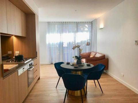 REDUCED Luxurious 1 Bedroom Apartment in Parramatta