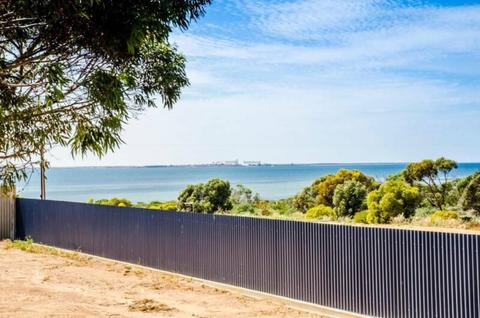 Neat & Tidy Home With Water View, Shed, Solar, Walk to Beach, Jetty