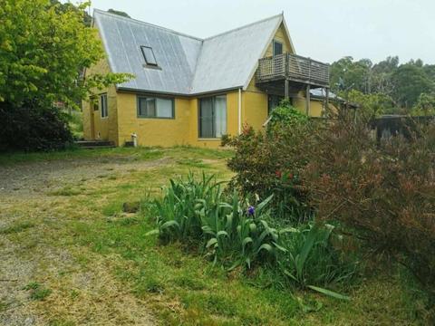 URGENT HOUSE & 21 ACRES for sale f North West Tasmania