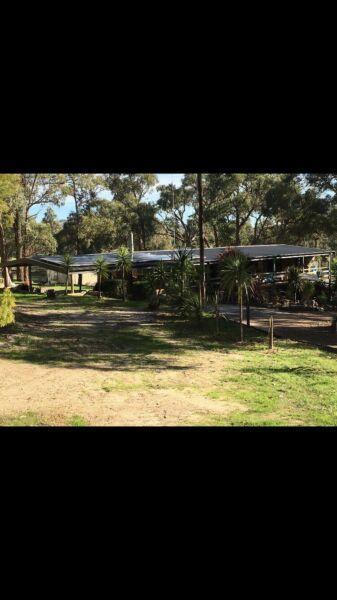 House for sale Wandong vic .....1.4acres