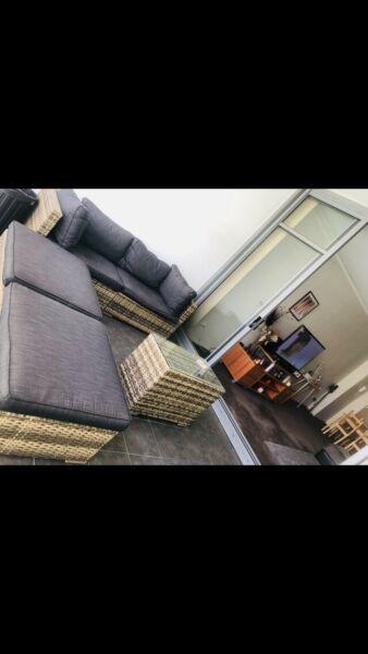 Fully furnished huge appartments.. room for rent