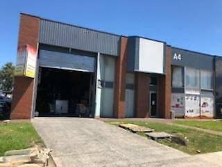 Warehouse In Dandenong For Rent