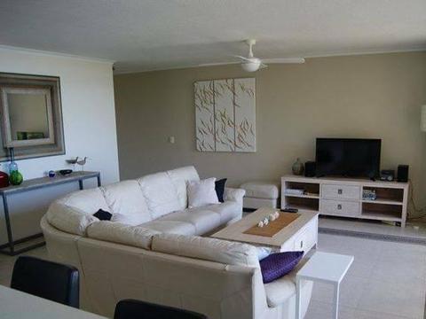 Short Term Holiday Accommodation - Fully Furnished Kirra Apartment