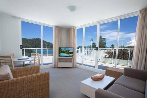Ettallong Beach Front Holiday Apartment Unit Mantra Resort from $110 n