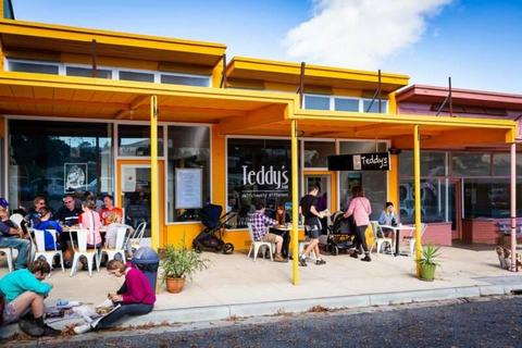 TREE CHANGERS SOUGHT - Artisan Cafe in Picturesque NE Victoria