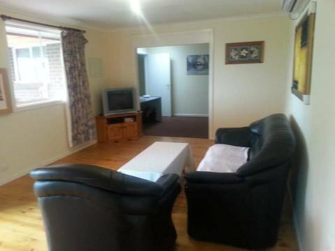 Share a hugh house that is furnished and close to Belconnen and Uni