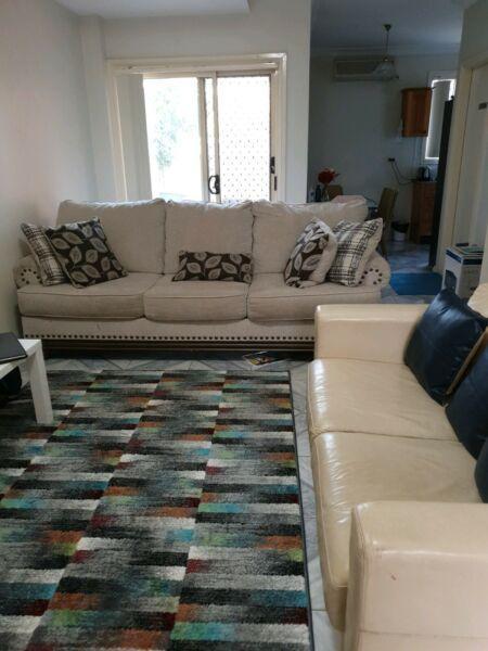 One Room available in sharing in Auburn