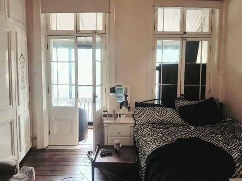 Glebe, huge furnished room with private balcony
