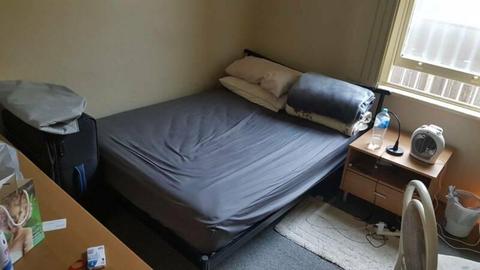 Private furnished room for 1 person