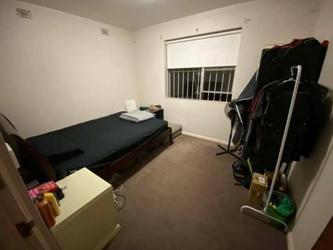 Spacious affordable Room available in Kensington close to UNSW