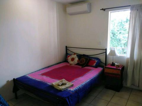 Large furnished bedroom near city and 1week free rent