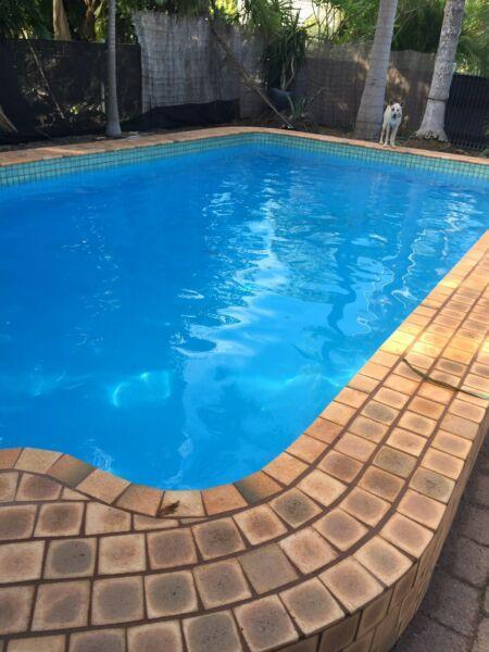 2 rooms for rent house with large pool