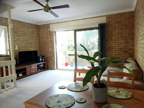 Read ad first - Room to rent - Coolangatta location