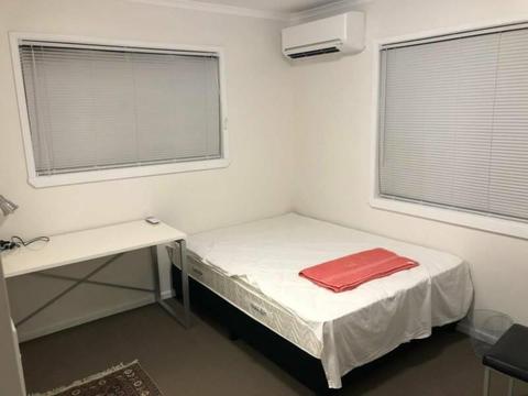 Room Available in Brisbane