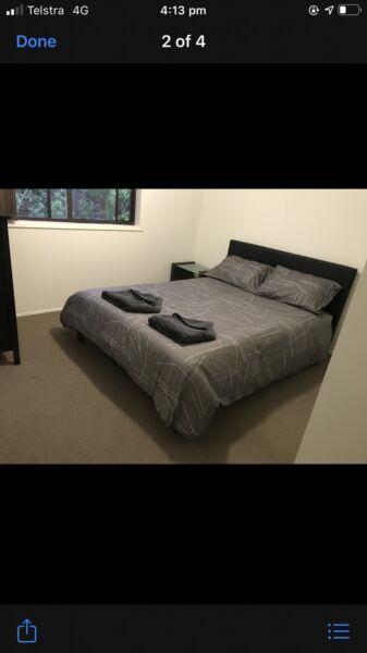 Room to rent near shops and Westfield, TAFE & station