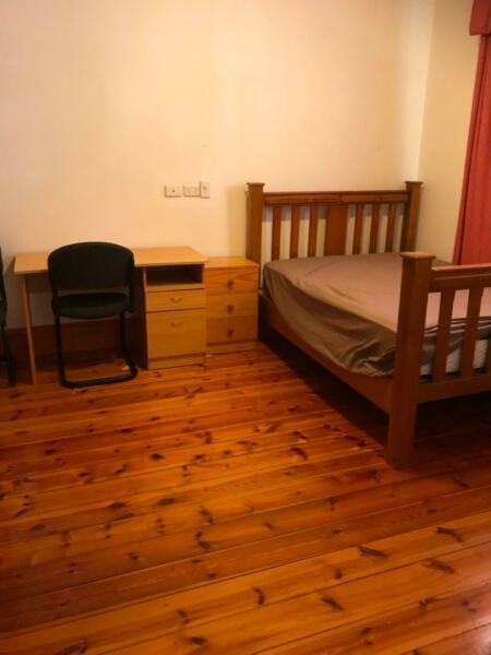 Large room for rent for couples