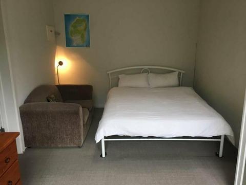 Spacious Room to Rent - North Plympton