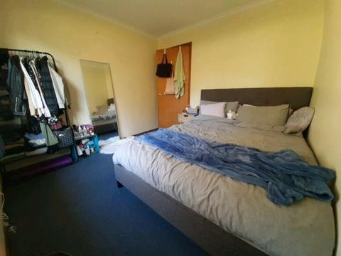Room for rent in Kingston