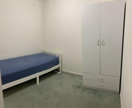 Single furnished room for rent