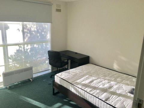 Room for rent Mount Waverley $680p/m