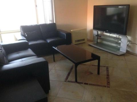 Fully furnished house has 3 bedrooms available near Curtin & river