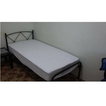 Furnished A/C Room, Quiet location, bills and wifi Incl