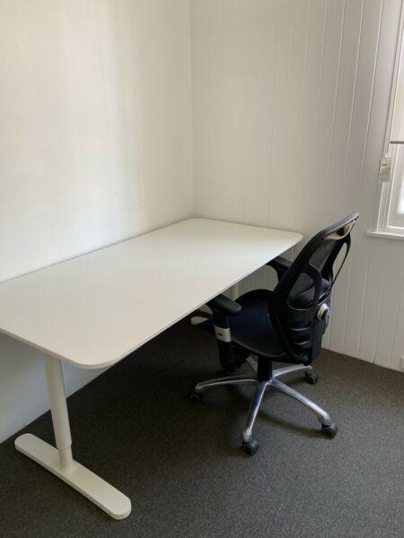Great small office for rent in North Sydney. Suits one or two