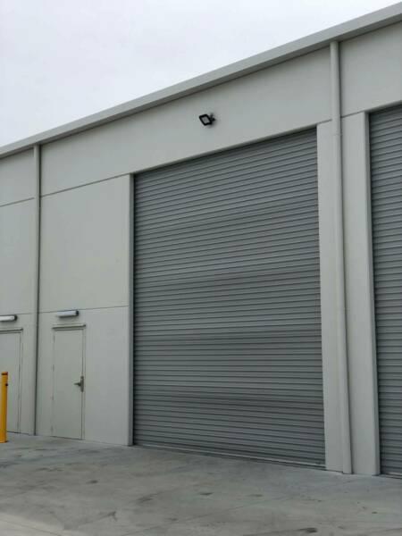 Warehouse for tradies or storage *brand new*