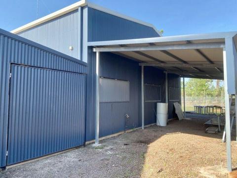 Large commercial shed, great price