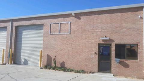 Factory / warehouse unit in South Fremantle/Beaconsfield