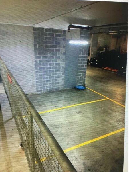 Car park space to let - Oxford street
