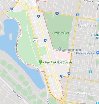 [3004] Off-street parking available, walking distance to Alfred Health