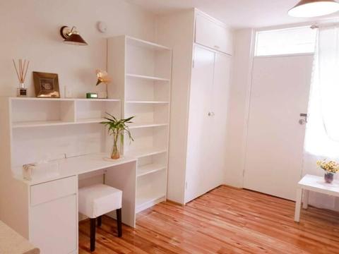 1 Bedroom Unit Rent in Launceston Street, Lyons, Canberra
