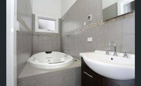 Fully furnished modern and clean 2 bedroom studio flat