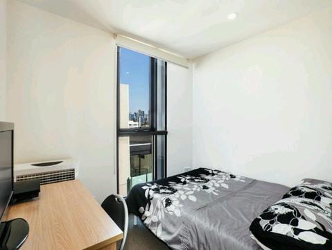 North Melbourne 1 bed student Apartment