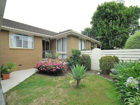 4 Bedroom House for Rent in Wantirna