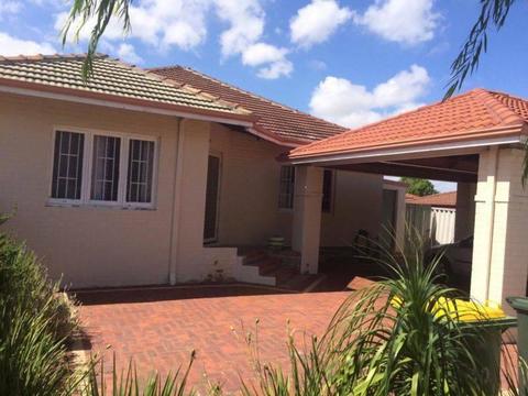 BENTLEY 3 bedroom fully furnished house for rent