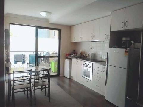 2x1x1 unit for rent in East Perth
