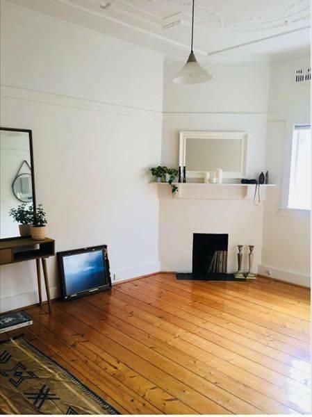 1 BED available in share room - NORTH BONDI $300 per week