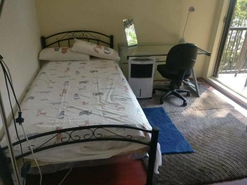 Double Sized Room with Balcony Access to rent