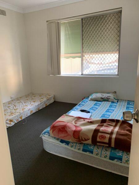Room Available for sharing near to Harris park station $140