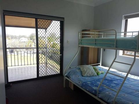 Shared room for girl in Enogera
