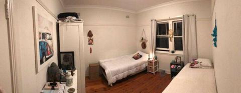 ONE BED AVAILABLE IN A GREAT ROOM AT BONDI BEACH