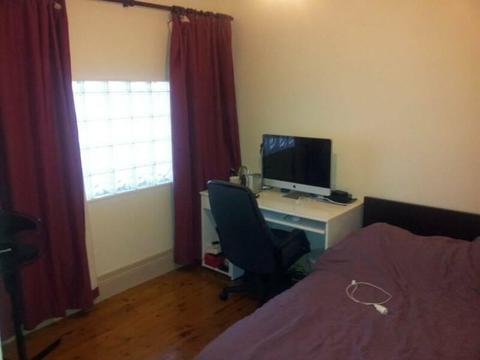 Share house St Peters room to rent